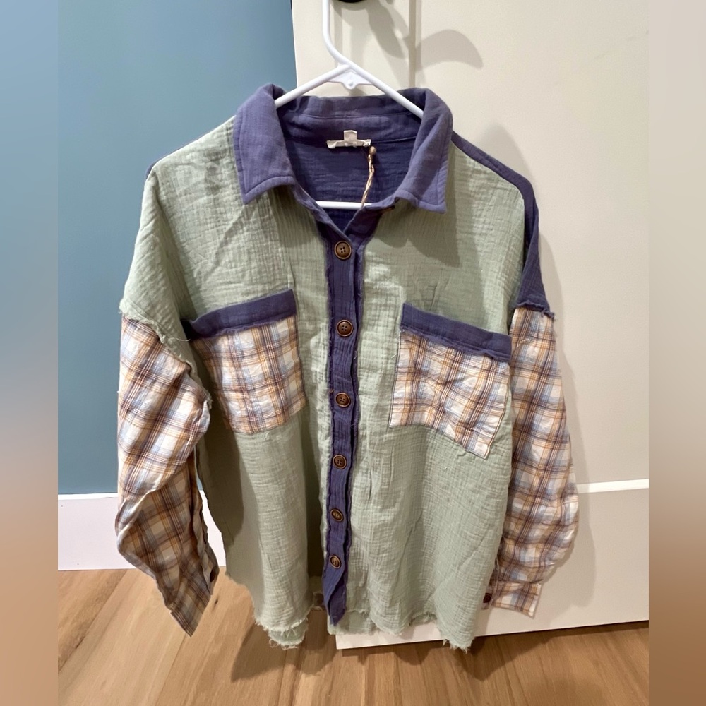 Men's Green and Blue Casual Shirt